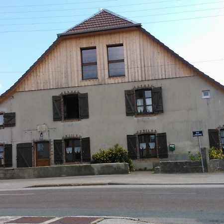 Chambre D Hote 1873 Frasne Exterior photo