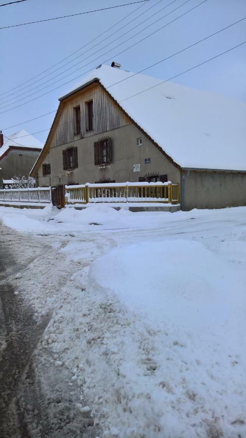 Chambre D Hote 1873 Frasne Exterior photo